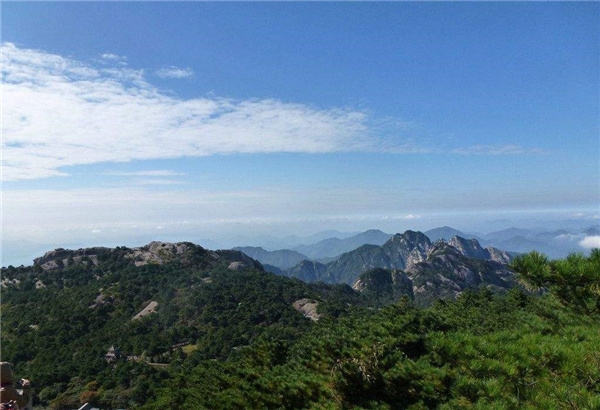 <b>羰</b>