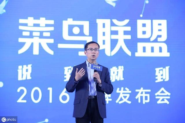 刘强东又丢出“王炸”,快递行业再次面临洗牌,地下物流兴起