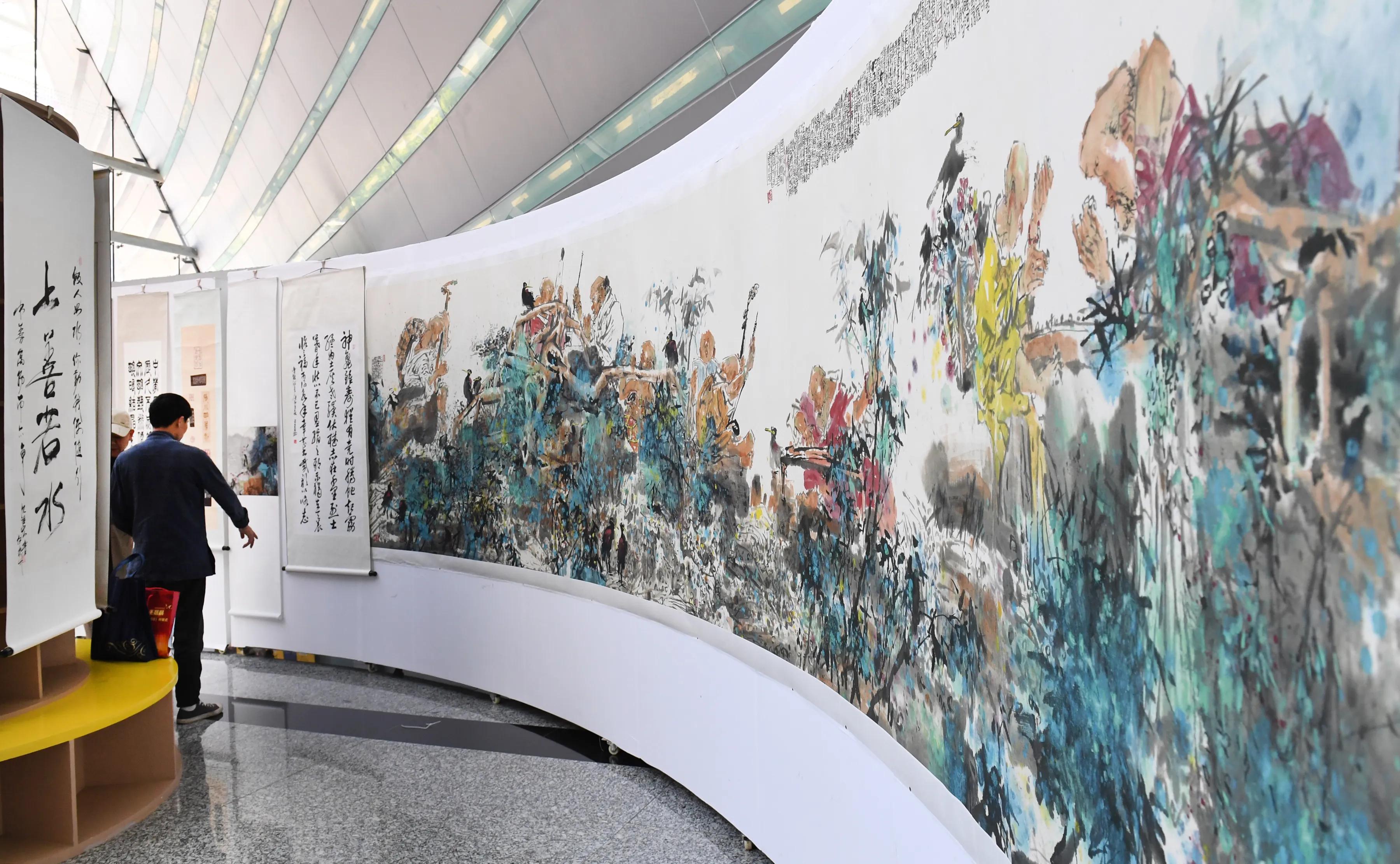 “百年初心”重大主题展暨一带一路全球巡展第13站盛大开幕