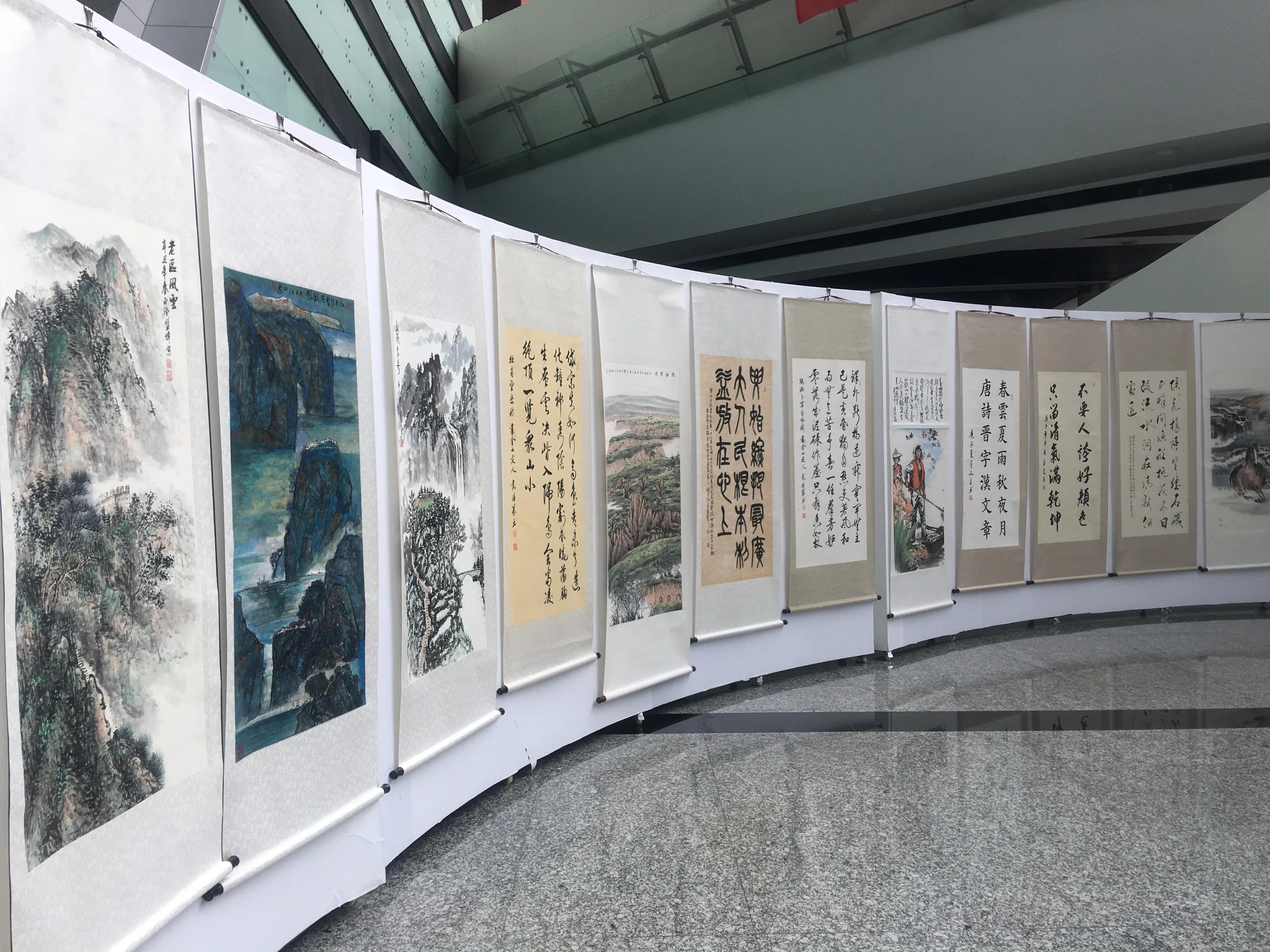 “百年初心”重大主题展暨一带一路全球巡展第13站盛大开幕