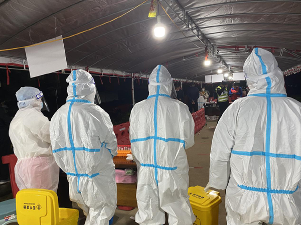 ��ɣ����ҽ�ˡ�����������