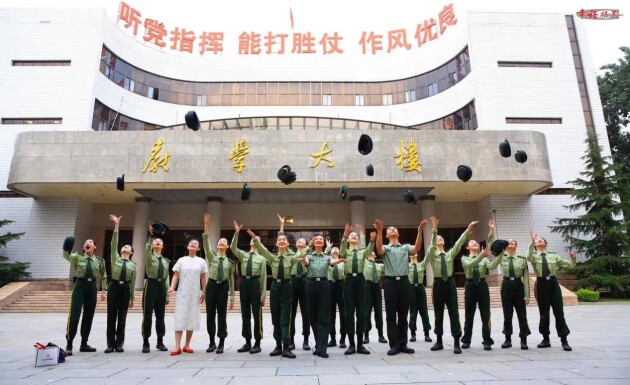 �������С�ɲ�¶�� ����ӭ����