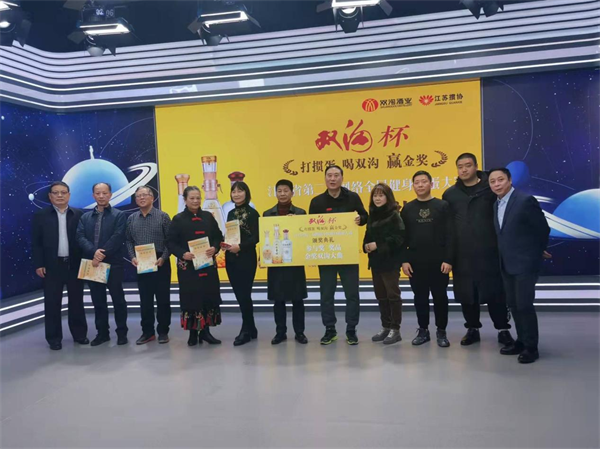 ���走 ��˫�� Ӯ��