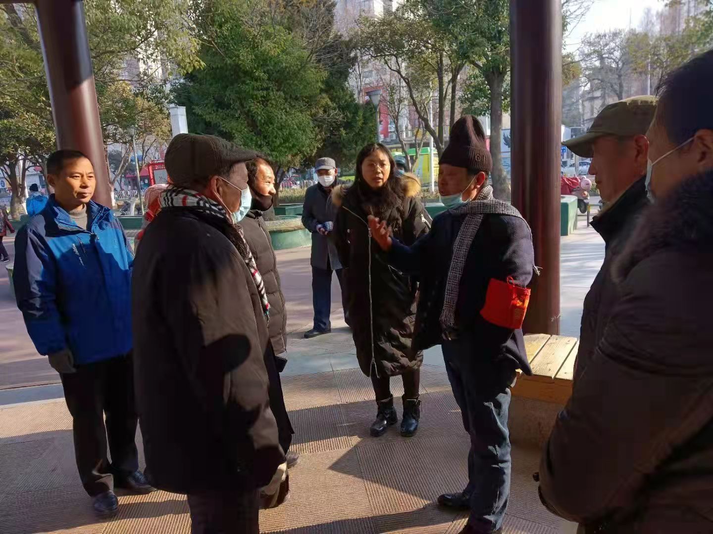 ���Ķ��������Ԫ���ڽ������