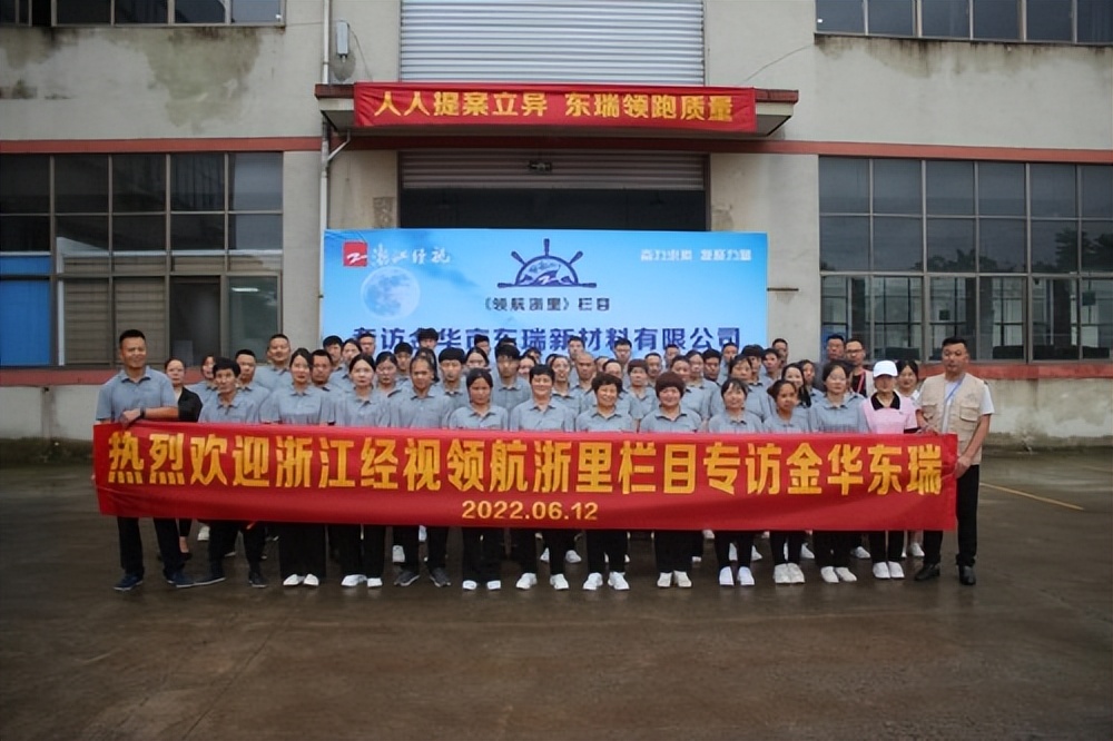 �𻪶���ɹ��з������մ��ڵ� ��Ϊ�������±�������