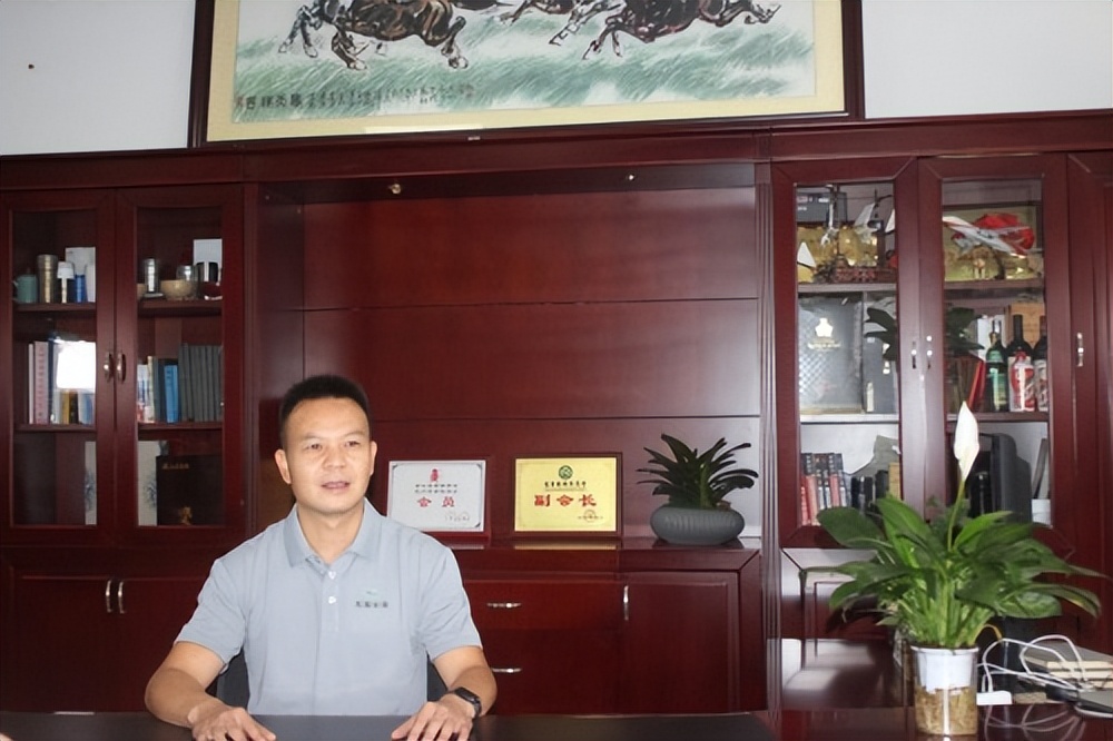 �𻪶���ɹ��з������մ��ڵ� ��Ϊ�������±�������