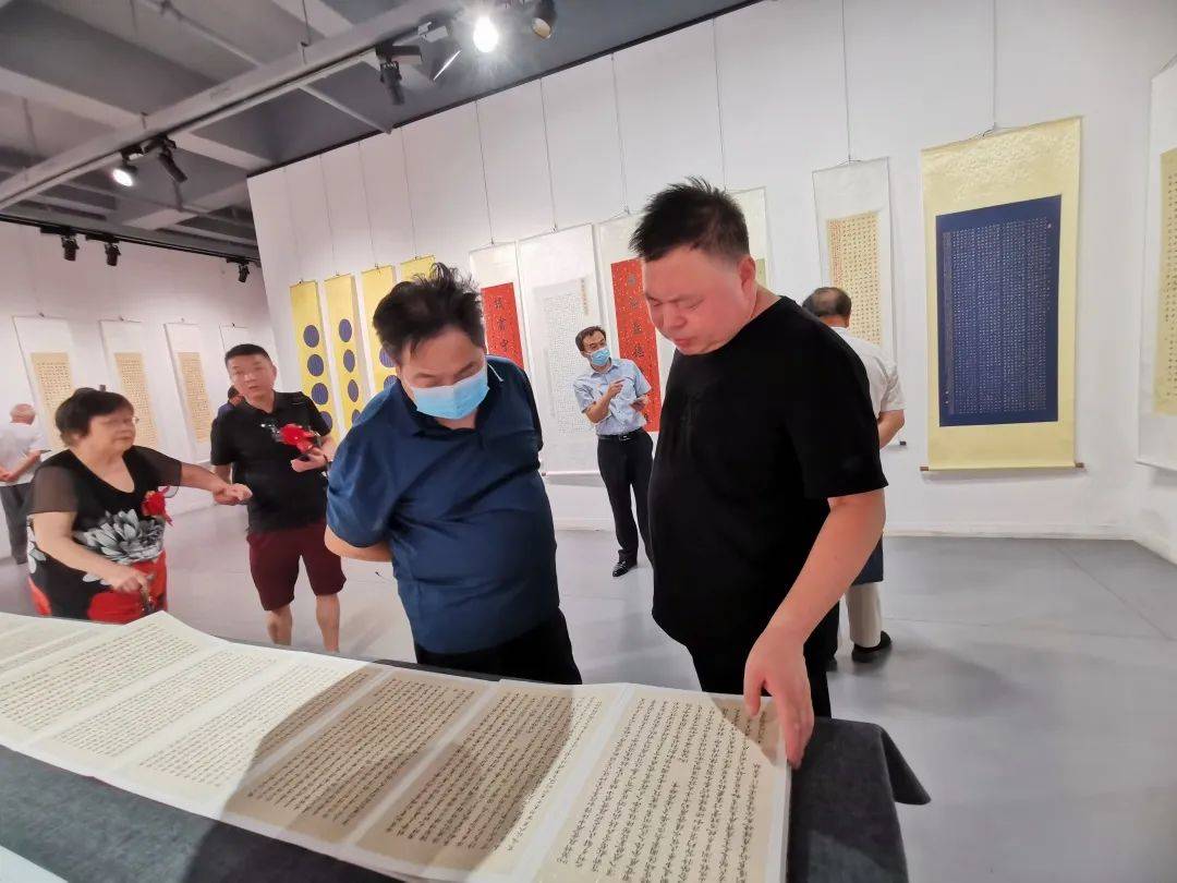 “临池不缀,坚韧不拔”马继普书法作品展”在郑州升达艺术馆开幕