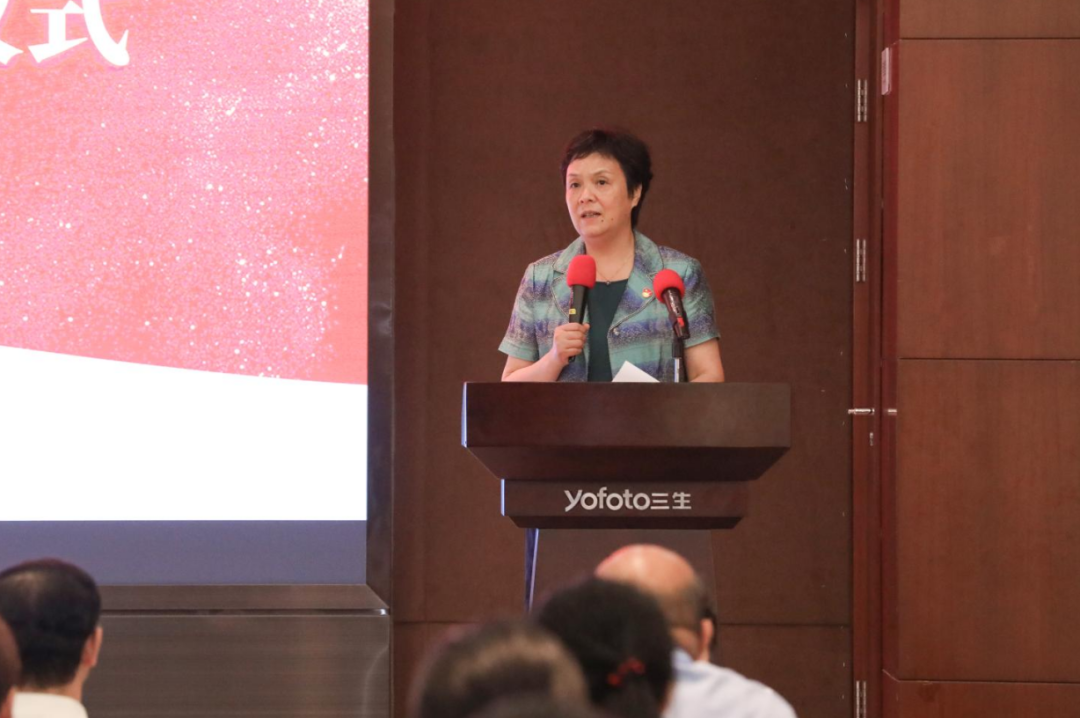 ����ʵ�� ���ơ��������С�������ͷ ���������ȷ�