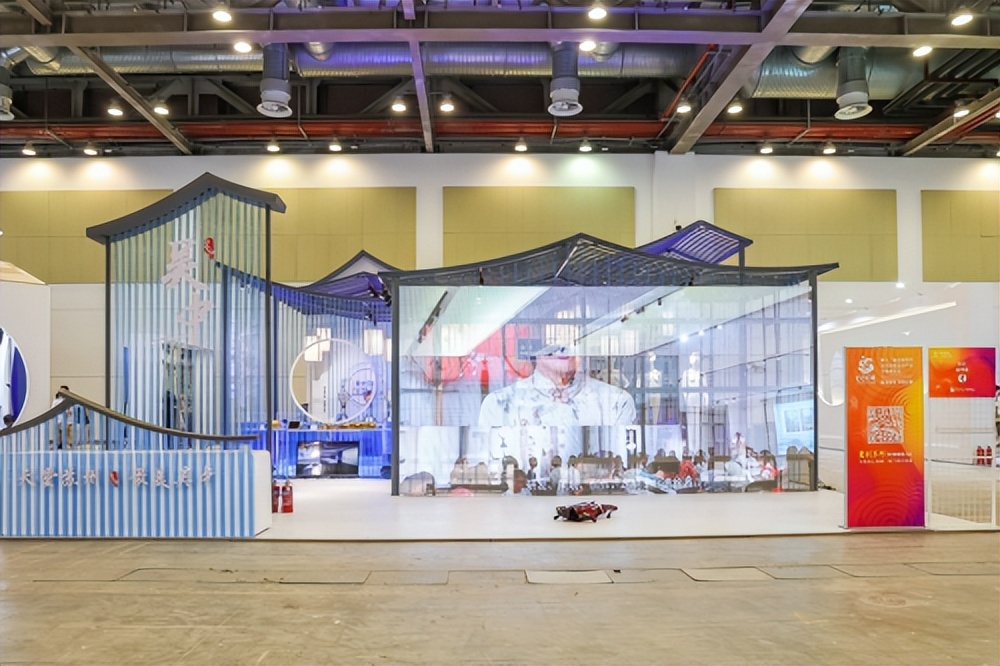 ��ʮһ�������Ĳ���������Ļ ����չ��ͬ������