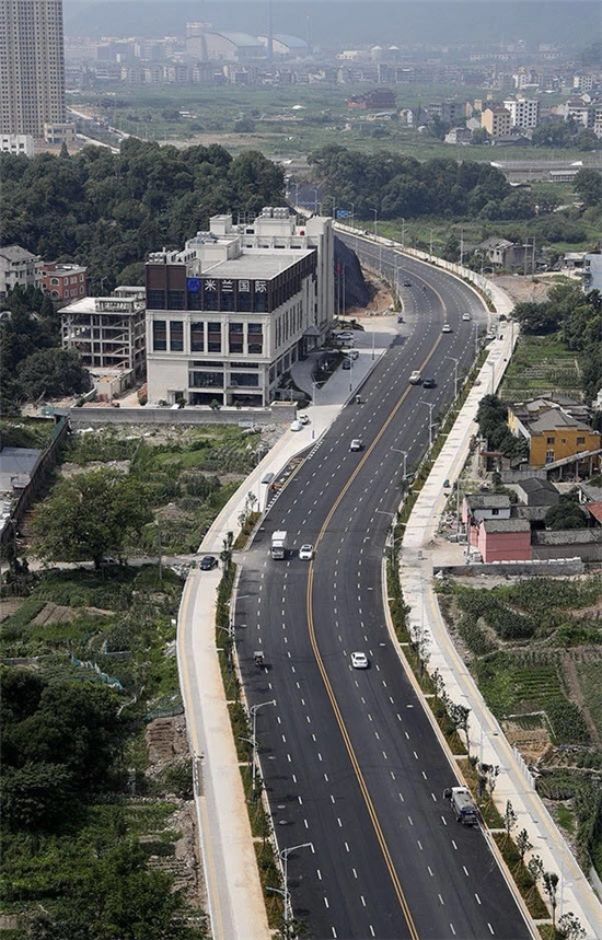 ���������򵳽�ͳ���Խ ������������չ������������