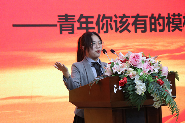 淮安中学举办2022年国庆演讲比赛